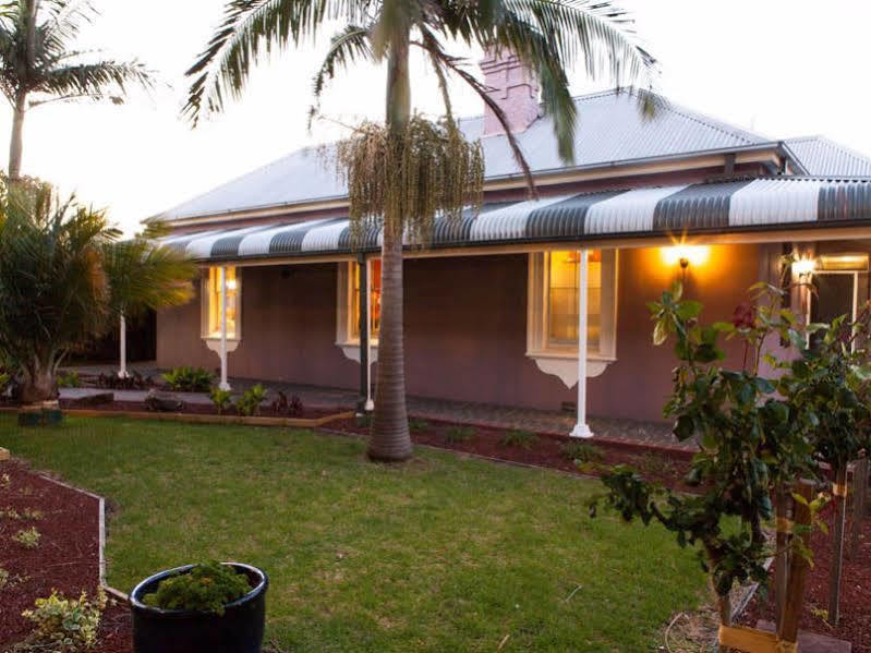 Shellharbour Village Motel ภายนอก รูปภาพ